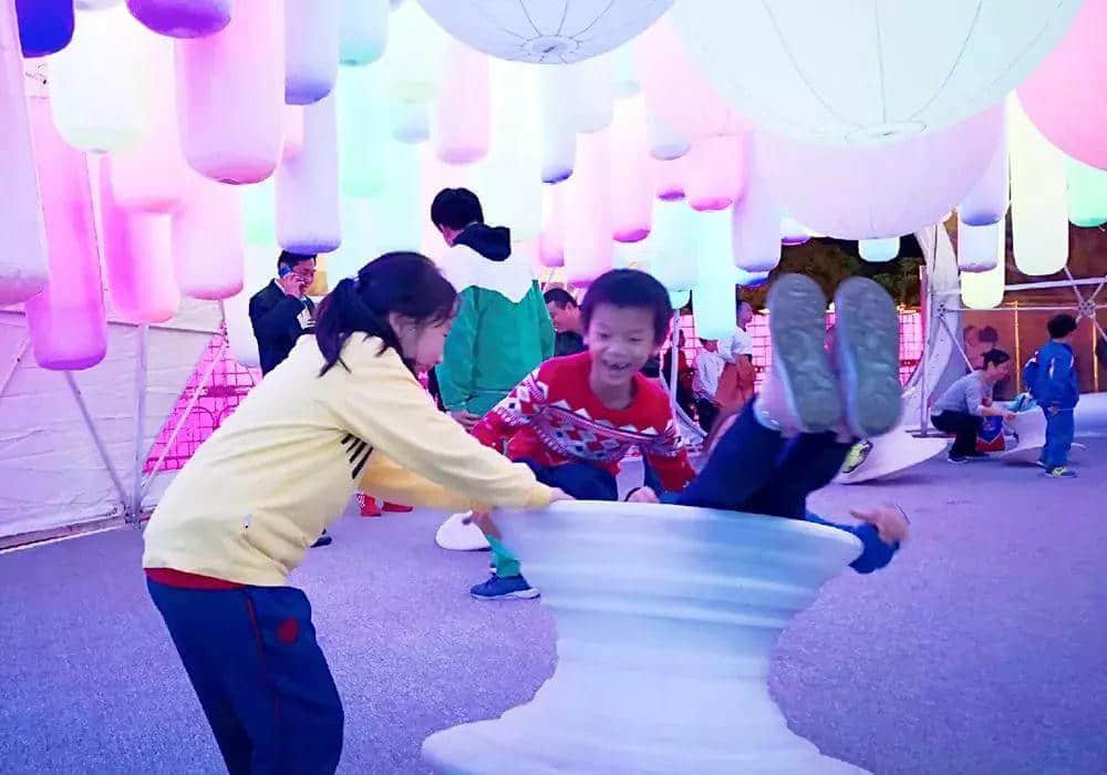 广州春节打卡圣地,追寻光与好玩的一切,尽在这里! 广州春节打卡圣地,追寻光与好玩的一切,尽在这里!