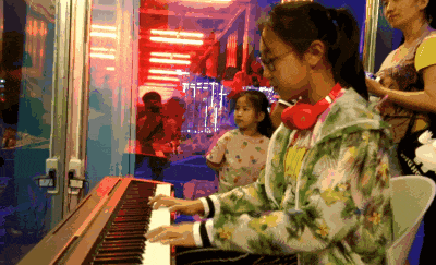 广州春节打卡圣地,追寻光与好玩的一切,尽在这里! 广州春节打卡圣地,追寻光与好玩的一切,尽在这里!