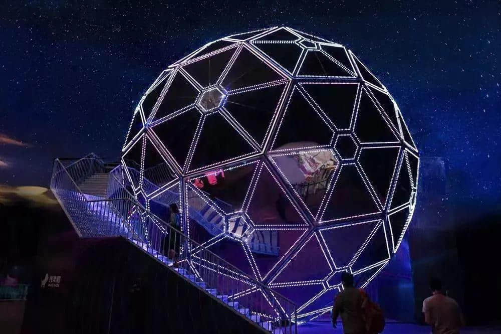 广州春节打卡圣地,追寻光与好玩的一切,尽在这里! 广州春节打卡圣地,追寻光与好玩的一切,尽在这里!