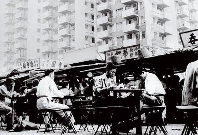 在广州,不是每一碗云吞面都配叫细蓉 在广州,不是每一碗云吞面都配叫细蓉