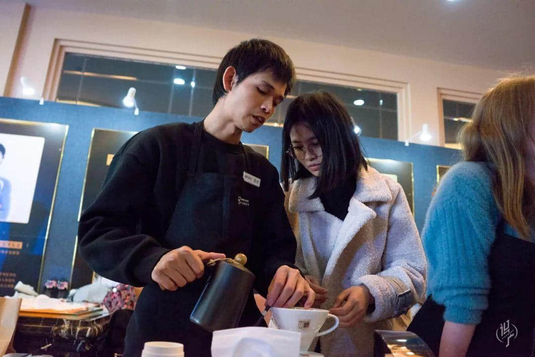 广漂13年,他决定“逃离”盲人按摩店 广漂13年,他决定“逃离”盲人按摩店