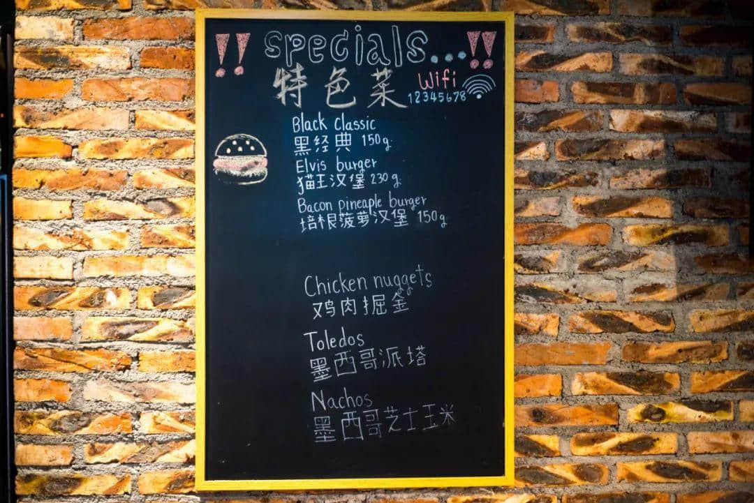 这家大学城里的隐秘汉堡店,让你知道汉堡真正的味道 这家大学城里的隐秘汉堡店,让你知道汉堡真正的味道