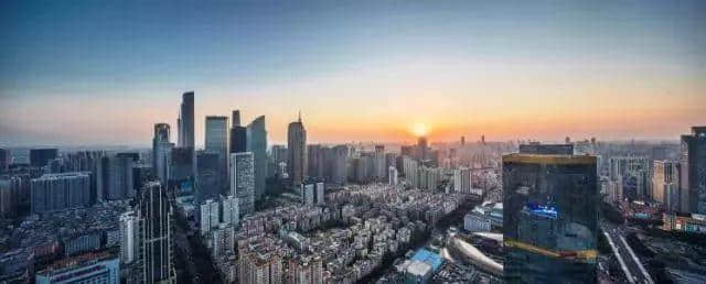 “老”去的荔湾,还能逆袭吗? “老”去的荔湾,还能逆袭吗?