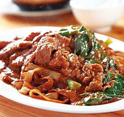 干炒牛河VS湿炒牛河,哪一款最能留住广东人的心? 干炒牛河VS湿炒牛河,哪一款最能留住广东人的心?