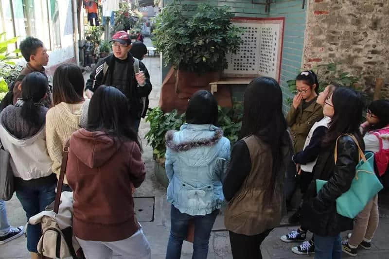 羊城网问羊城人：专访广州社区导赏探索者邝家健