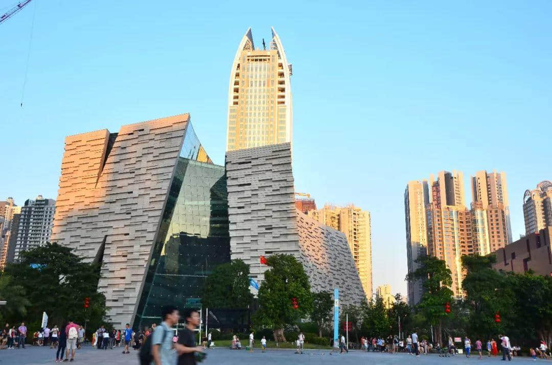 谈到广州,除了“饮茶”我们还能谈什么? 谈到广州,除了“饮茶”我们还能谈什么?