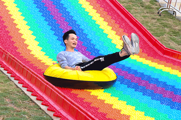 踏青来撒野 玩尽好时光! 踏青来撒野 玩尽好时光!