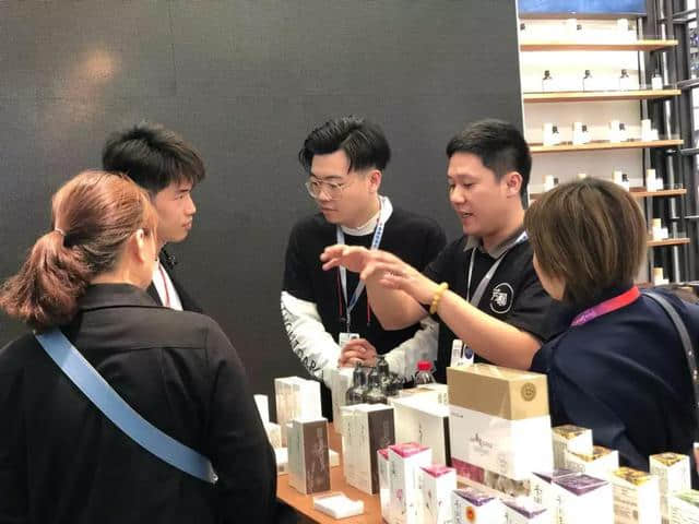 开实体店太苦?看看这个你就懂了 开实体店太苦?看看这个你就懂了