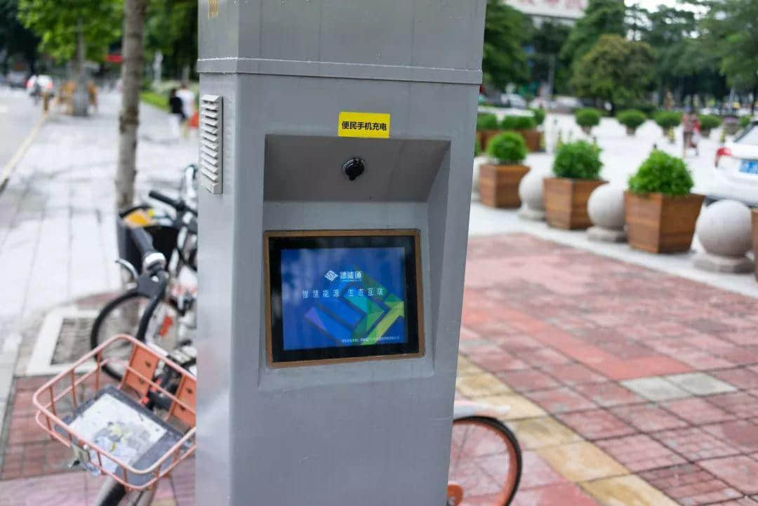 广州街头高科技,比网红街拍更迷惑 广州街头高科技,比网红街拍更迷惑