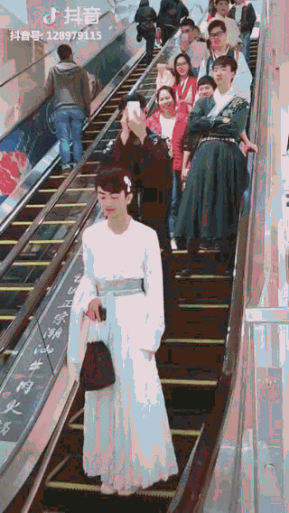 弱爆的抖音广州街拍,都凑不出一篇迷惑大赏出来 弱爆的抖音广州街拍,都凑不出一篇迷惑大赏出来