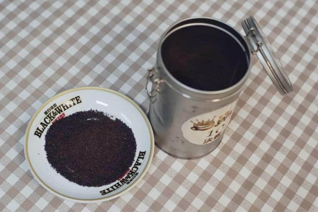 旧商场二楼的奶茶店,坚持出品港茶真味 旧商场二楼的奶茶店,坚持出品港茶真味