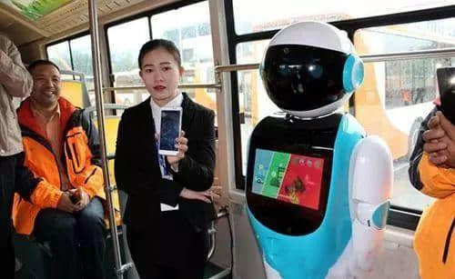 广州街头高科技,比网红街拍更迷惑 广州街头高科技,比网红街拍更迷惑