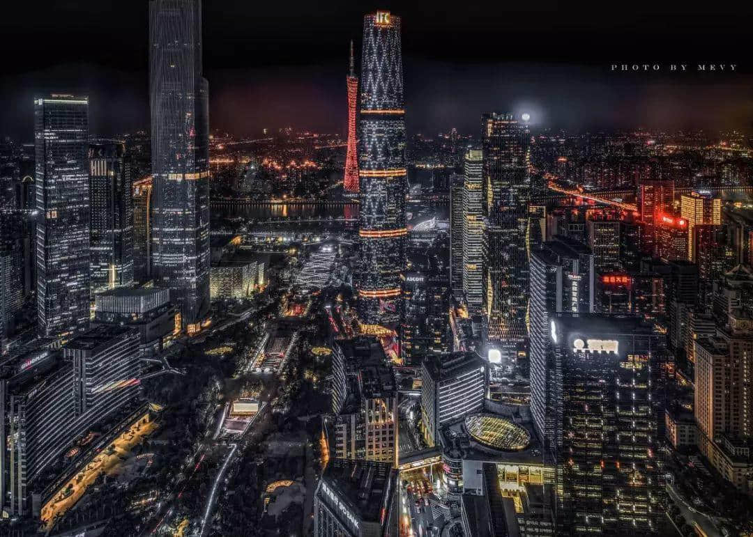 被花呗绑架的年轻人 被花呗绑架的年轻人