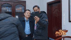 任达华当众被刺,明星出外带保镖为面还是为命? 任达华当众被刺,明星出外带保镖为面还是为命?