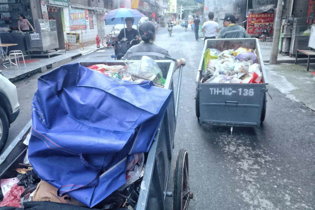 我们走上街头,体验了一下广州的垃圾分类 我们走上街头,体验了一下广州的垃圾分类