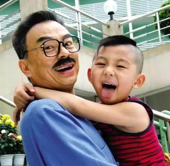 曾几何时,广州也有令全国人民痴狂的全民偶像 曾几何时,广州也有令全国人民痴狂的全民偶像