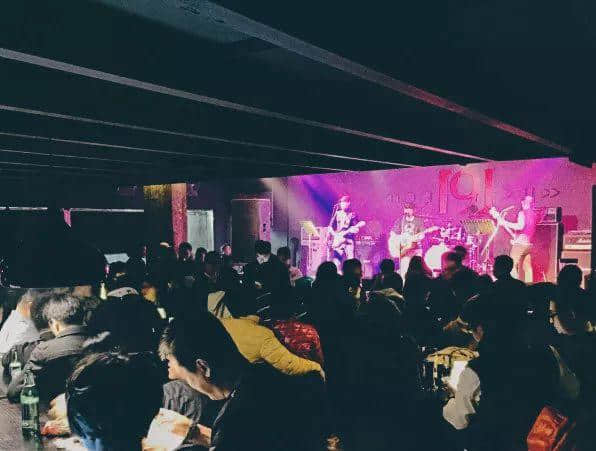 等来夏天的本土livehouse,终究敌不过音乐餐吧 等来夏天的本土livehouse,终究敌不过音乐餐吧