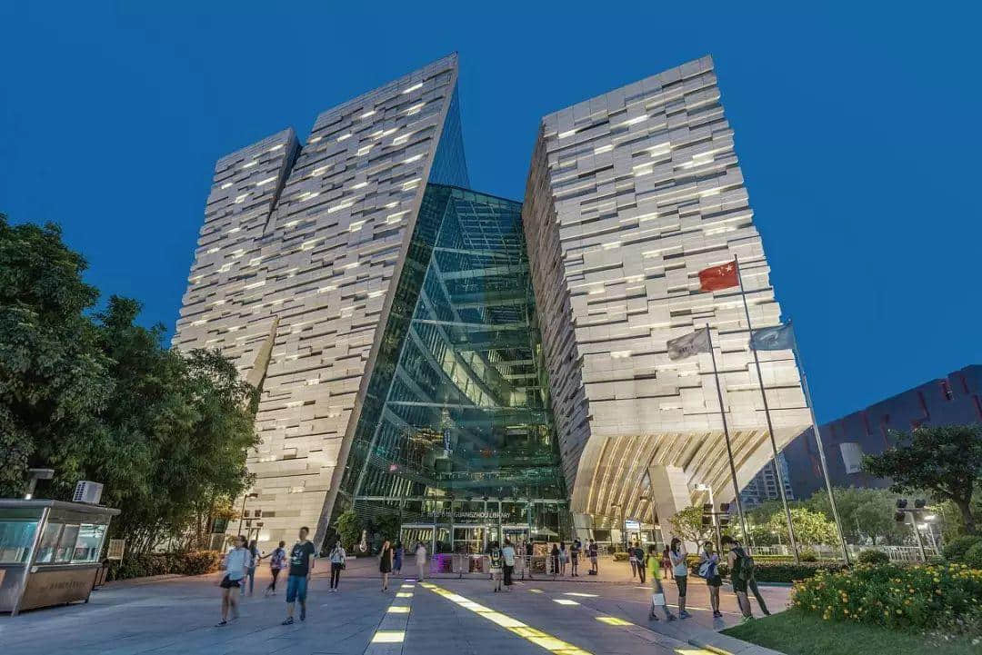 广州和深圳,哪个更像“图书馆之城”? 广州和深圳,哪个更像“图书馆之城”?