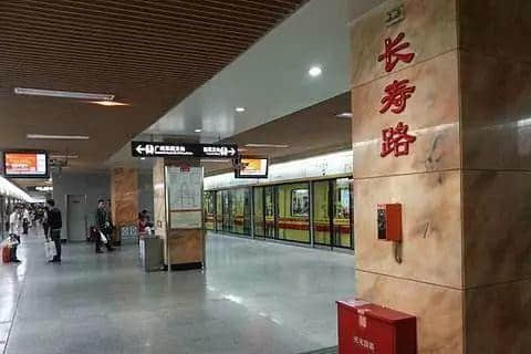 一条1号线,撑起广州商业半边天 一条1号线,撑起广州商业半边天