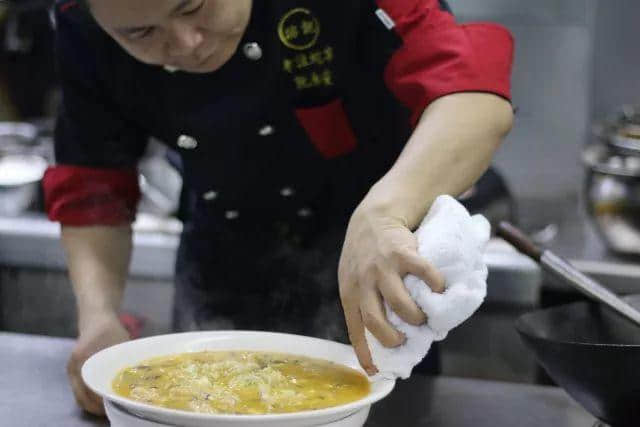 【欣知食】| 什么都敢吃的广东人，怎么吃蛇？