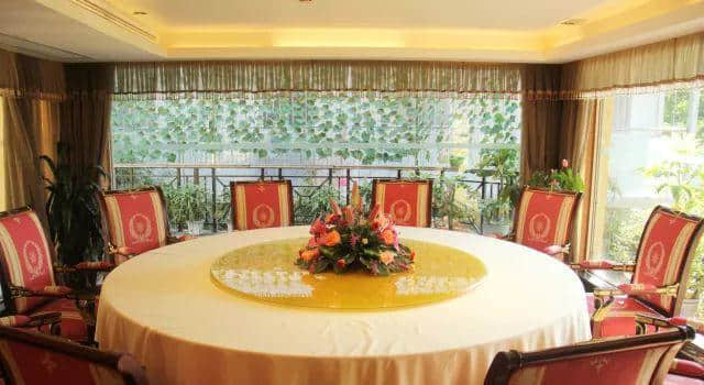 【欣知食】| 读《粤韵唐诗》，品新派粤菜