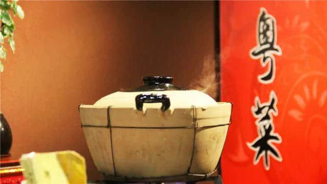 【欣知食】| 越传统越出彩：粤地道·野山烧柱候鸡