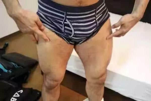 敬业的日本AV男优