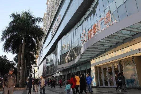 在赤岗,遇见广州的混沌与撕裂 在赤岗,遇见广州的混沌与撕裂