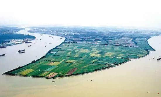 大学城拆迁15年:有人奔驰宝马,有人扫地营生 大学城拆迁15年:有人奔驰宝马,有人扫地营生