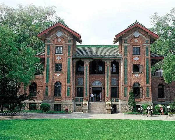 深圳高等教育狂飙突进,广州中心地位岌岌可危? 深圳高等教育狂飙突进,广州中心地位岌岌可危?