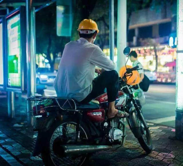 摩托佬,广州“孤胆英雄” 摩托佬,广州“孤胆英雄”