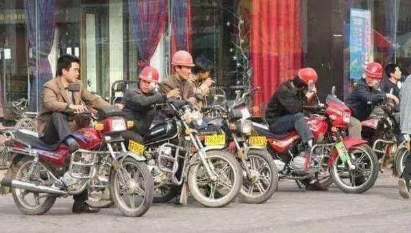 摩托佬,广州“孤胆英雄” 摩托佬,广州“孤胆英雄”