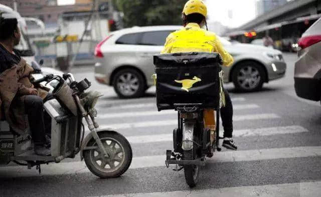 多少人灰头土脸,只为了在广州吃上一顿饱饭? 多少人灰头土脸,只为了在广州吃上一顿饱饭?