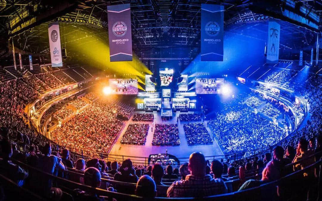 “赶时髦”的广州,能成为“全球电竞产业中心”吗? “赶时髦”的广州,能成为“全球电竞产业中心”吗?