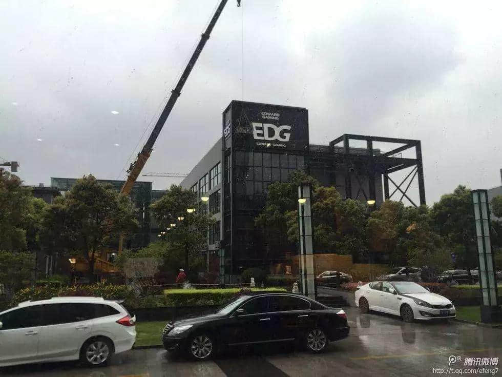 “赶时髦”的广州,能成为“全球电竞产业中心”吗? “赶时髦”的广州,能成为“全球电竞产业中心”吗?