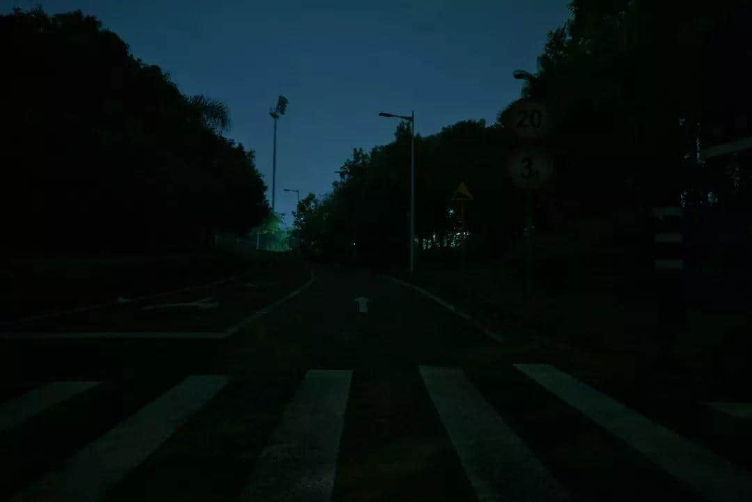 曾许诺“不建围墙”的广州大学城,还是向现实低了头 曾许诺“不建围墙”的广州大学城,还是向现实低了头