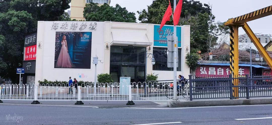 情人节的广州街头,没有情人 情人节的广州街头,没有情人