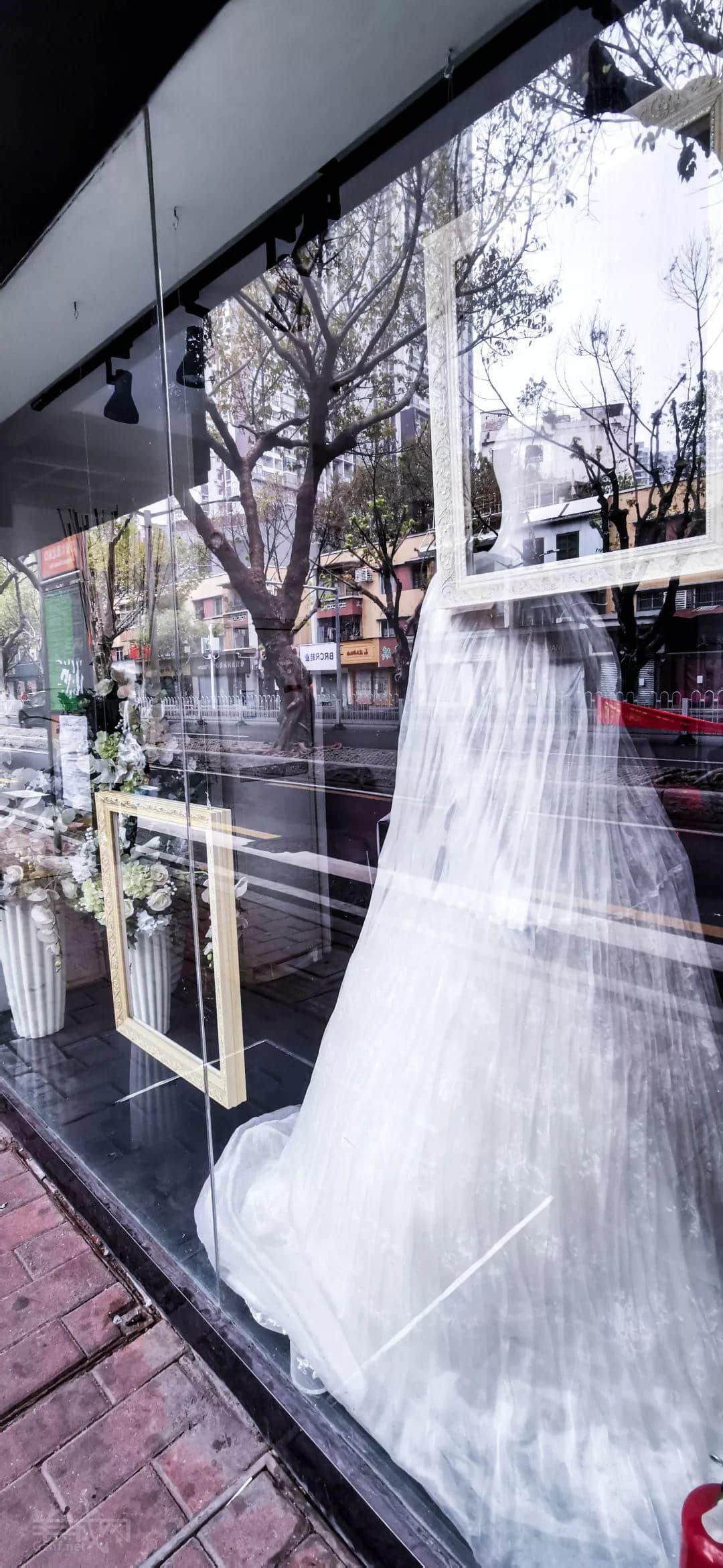 情人节的广州街头,没有情人 情人节的广州街头,没有情人