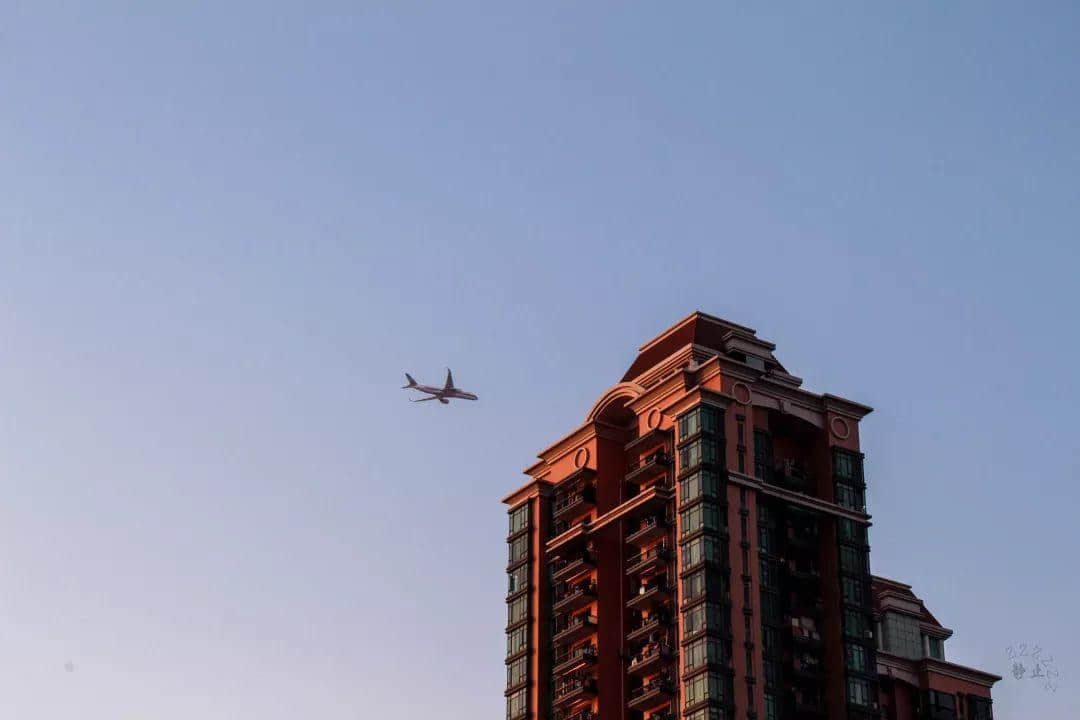 情人节的广州街头,没有情人 情人节的广州街头,没有情人