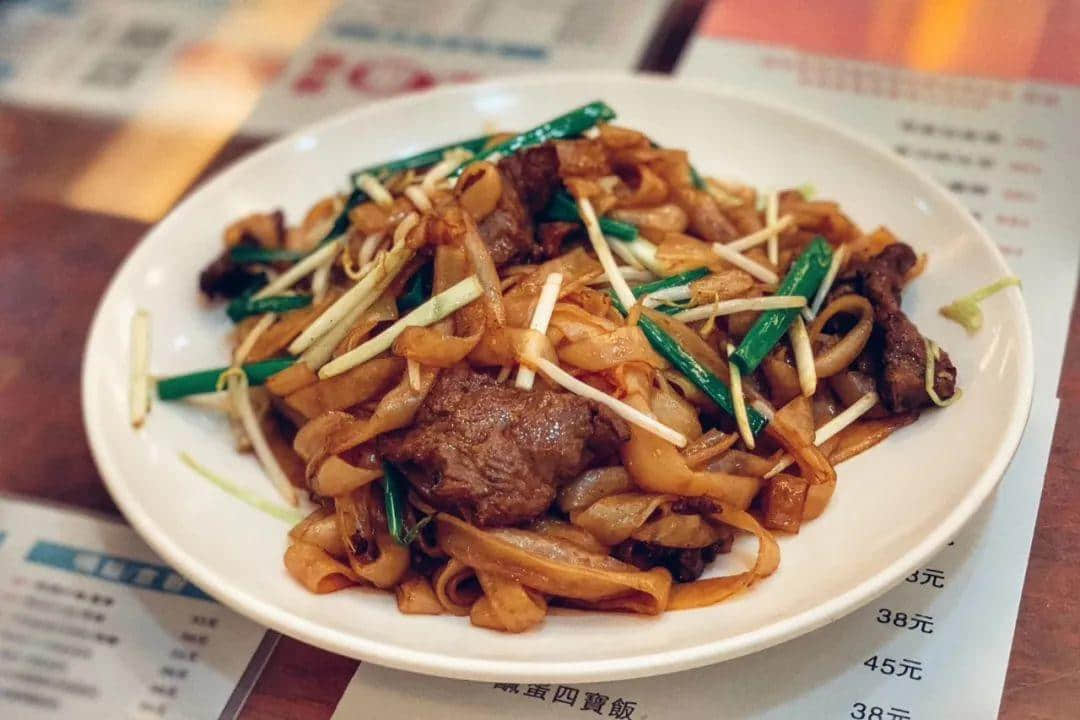 再也吃不到美而廉的乾炒牛河了! 再也吃不到美而廉的乾炒牛河了!