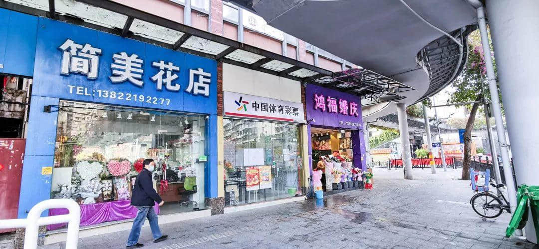 情人节的广州街头,没有情人 情人节的广州街头,没有情人