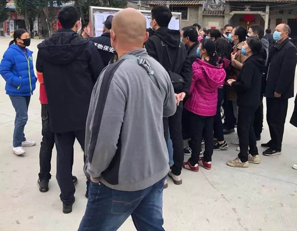 基层防疫,有事没事填个表 基层防疫,有事没事填个表