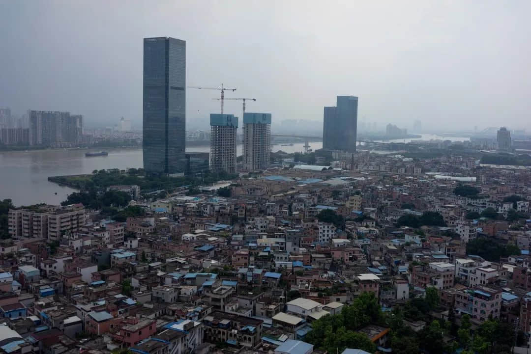 疫情下的城市——广州服装专业市场实录 疫情下的城市——广州服装专业市场实录