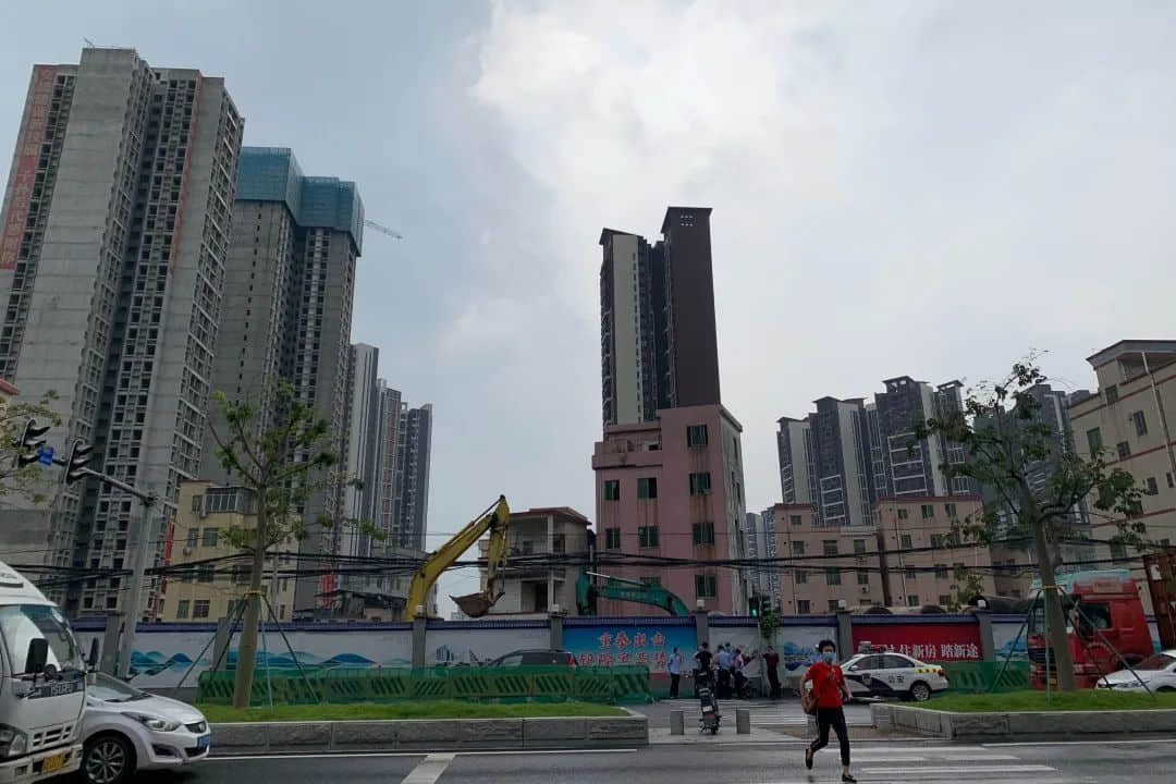 文冲旧改,地铁尽头的荒诞故事 文冲旧改,地铁尽头的荒诞故事