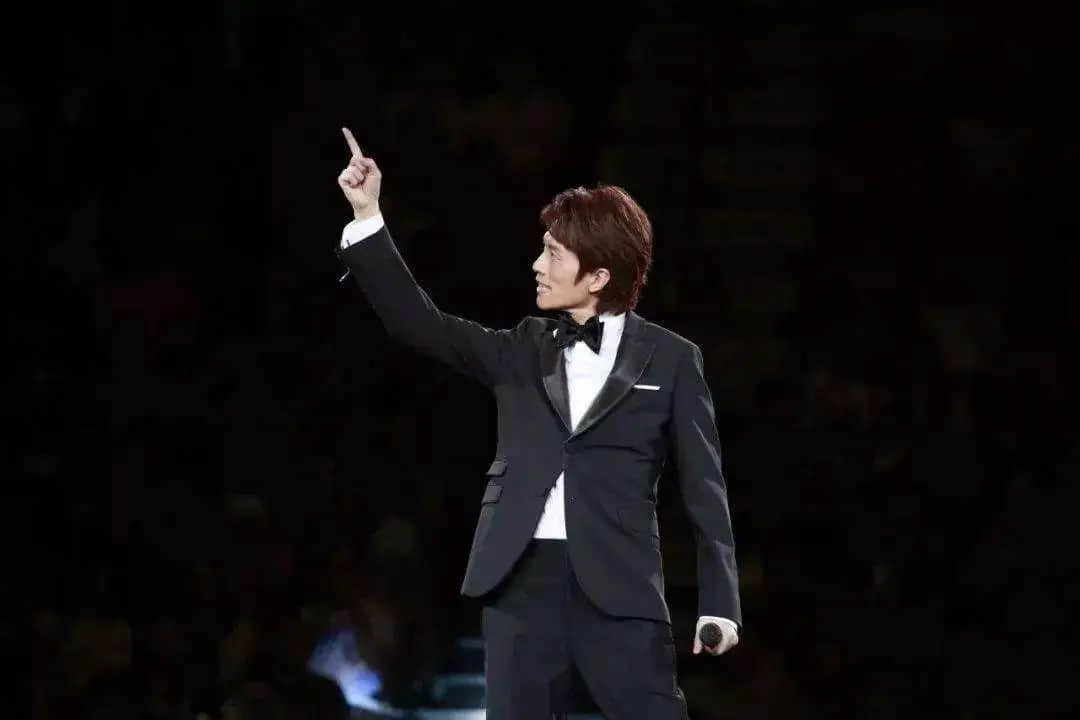 黄子华,走下神坛,困在漩涡 黄子华,走下神坛,困在漩涡