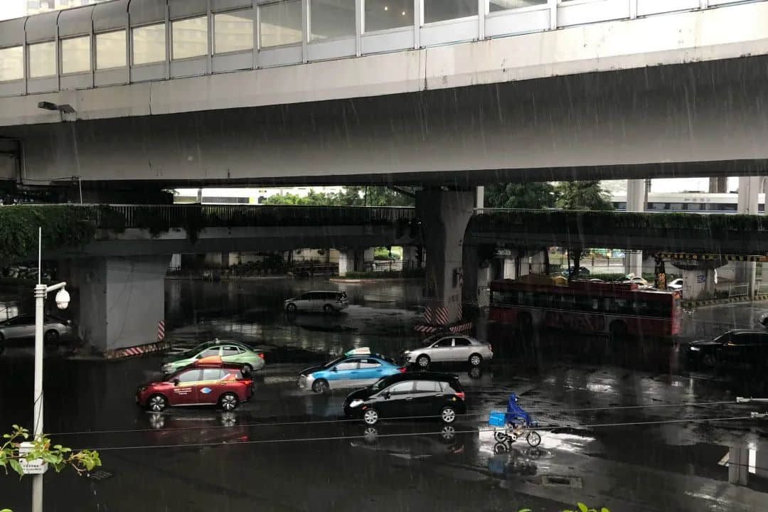 “脏乱差”的沙河,是广州最真实的“素颜照” “脏乱差”的沙河,是广州最真实的“素颜照”