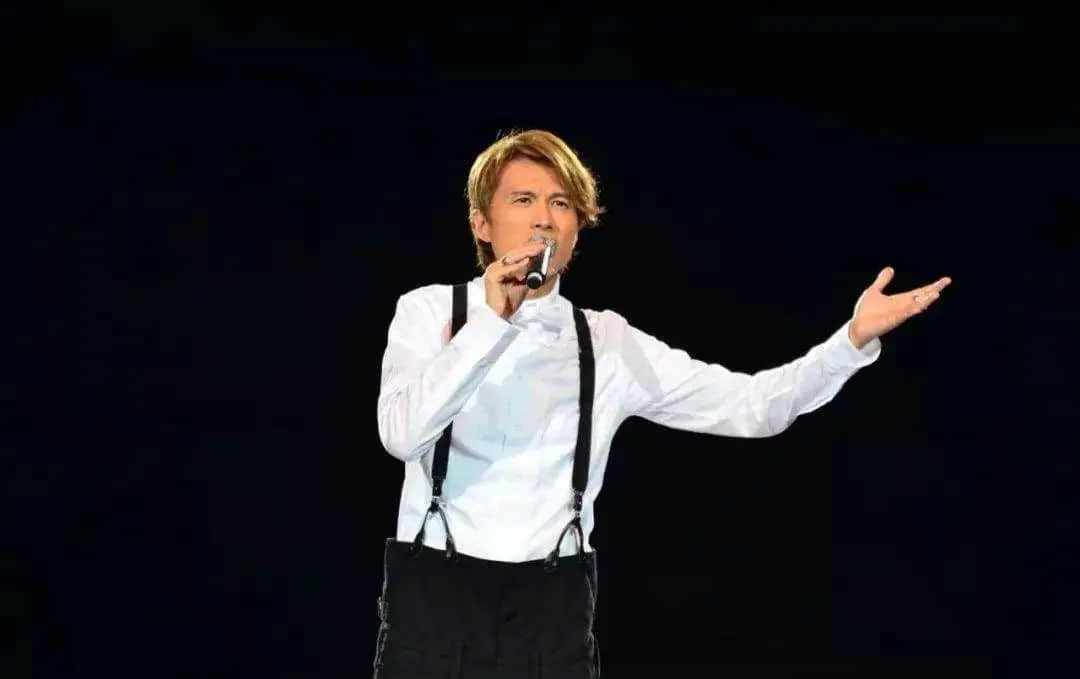 黄子华,走下神坛,困在漩涡 黄子华,走下神坛,困在漩涡