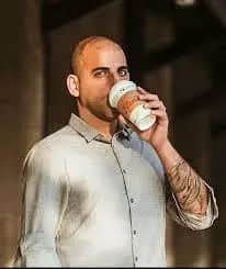 呢几个鬼佬粤语“咯咯声”,但依家啲细路就声都唔声 呢几个鬼佬粤语“咯咯声”,但依家啲细路就声都唔声