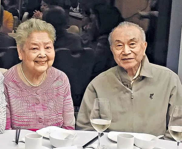 近代名门家宴与现代名厨私房菜 江献珠女士也是美食家,曾与其先生一起出版多本美食专著