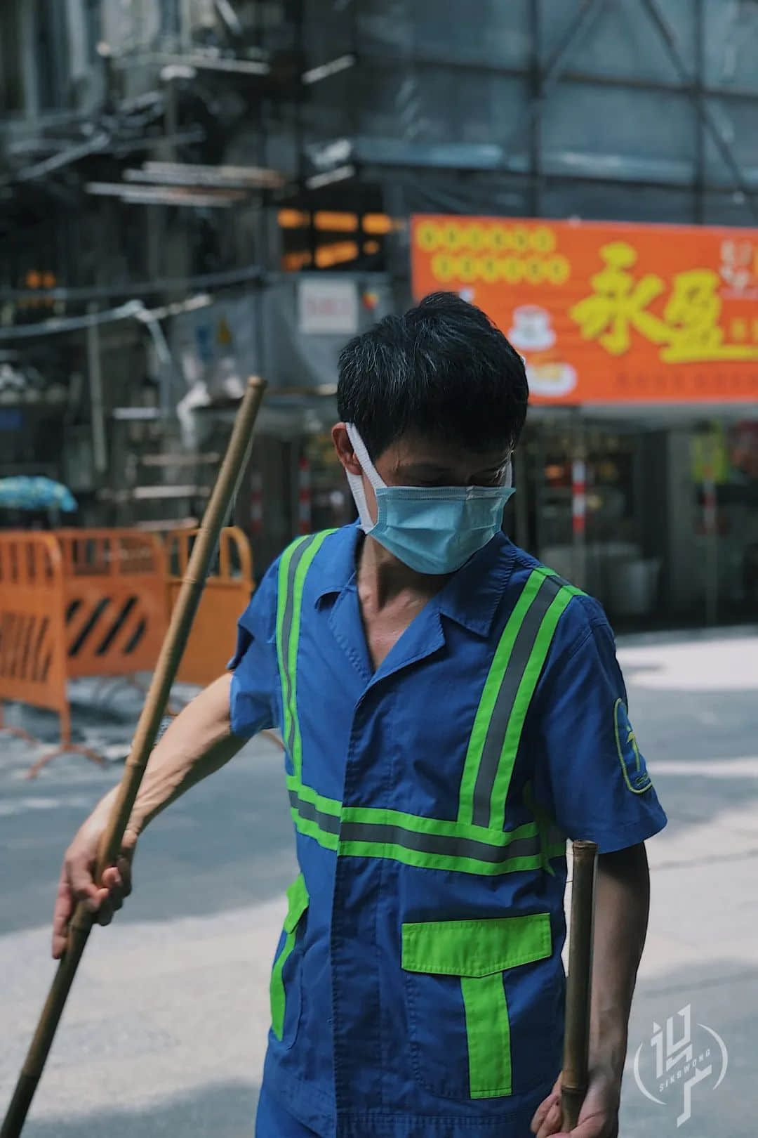 戴口罩的夏天 戴口罩的夏天